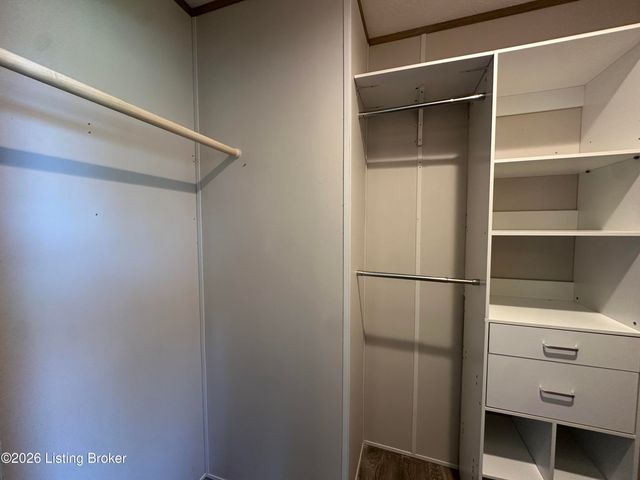 115 E Maple St, Irvington, KY 40146