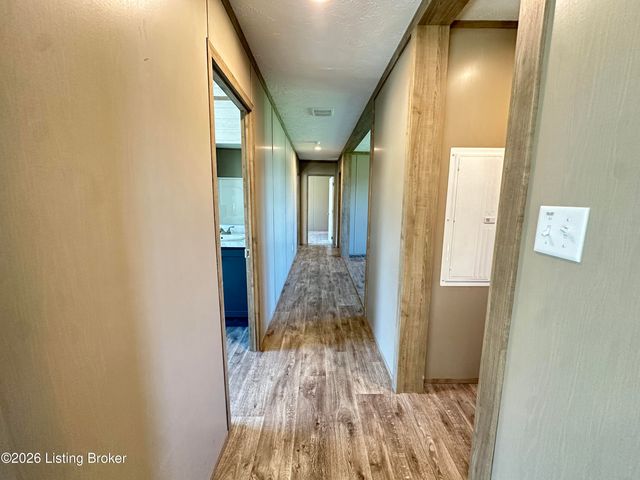 115 E Maple St, Irvington, KY 40146