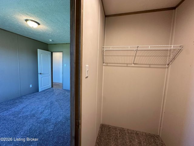 115 E Maple St, Irvington, KY 40146