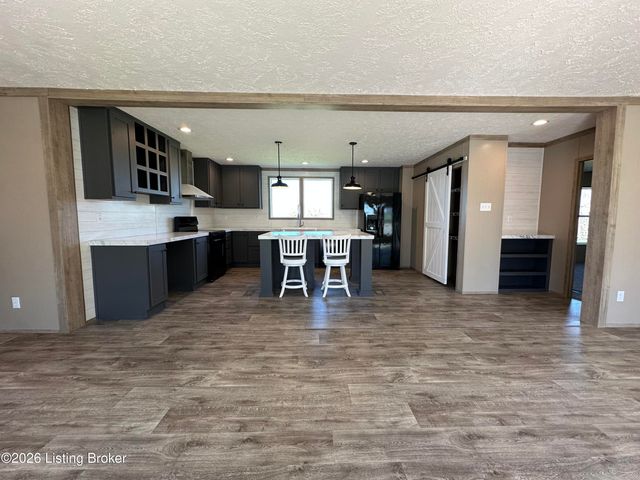 115 E Maple St, Irvington, KY 40146