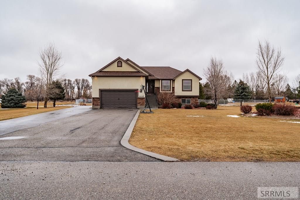 Image 2 of property listing at 4045 E 540 N, Rigby, ID 83442