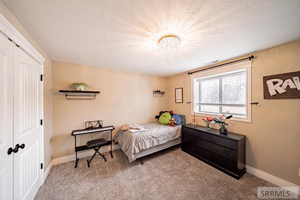 Image 35 of property listing at 4045 E 540 N, Rigby, ID 83442