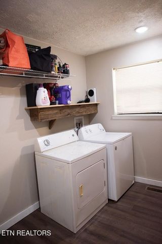 730 Iris Ave, Jamestown, TN 38556