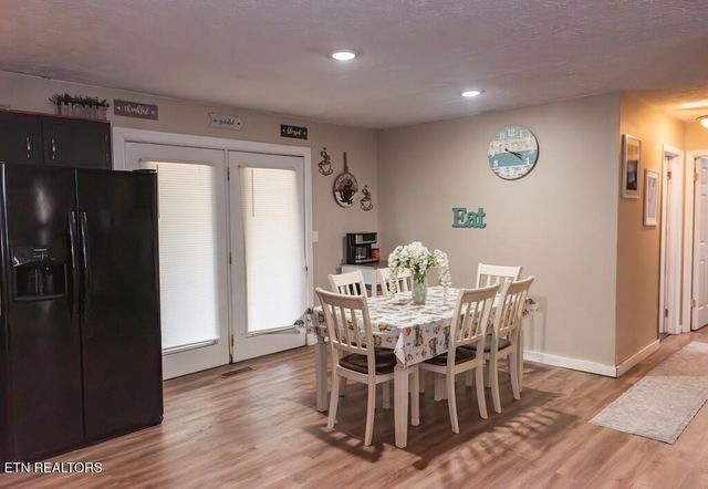 730 Iris Ave, Jamestown, TN 38556