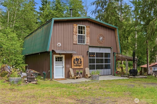 3320 Duckabush Road, Brinnon, WA 98320