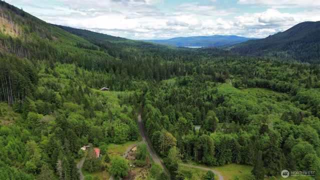 3320 Duckabush Road, Brinnon, WA 98320