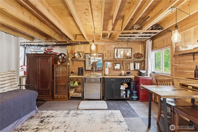 3320 Duckabush Road, Brinnon, WA 98320
