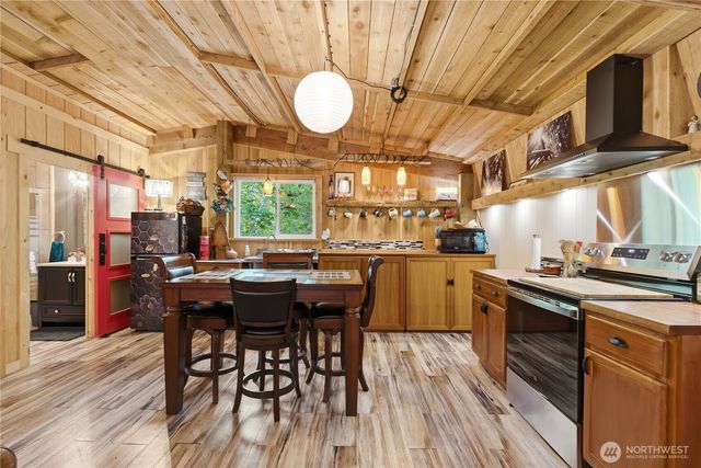 3320 Duckabush Road, Brinnon, WA 98320