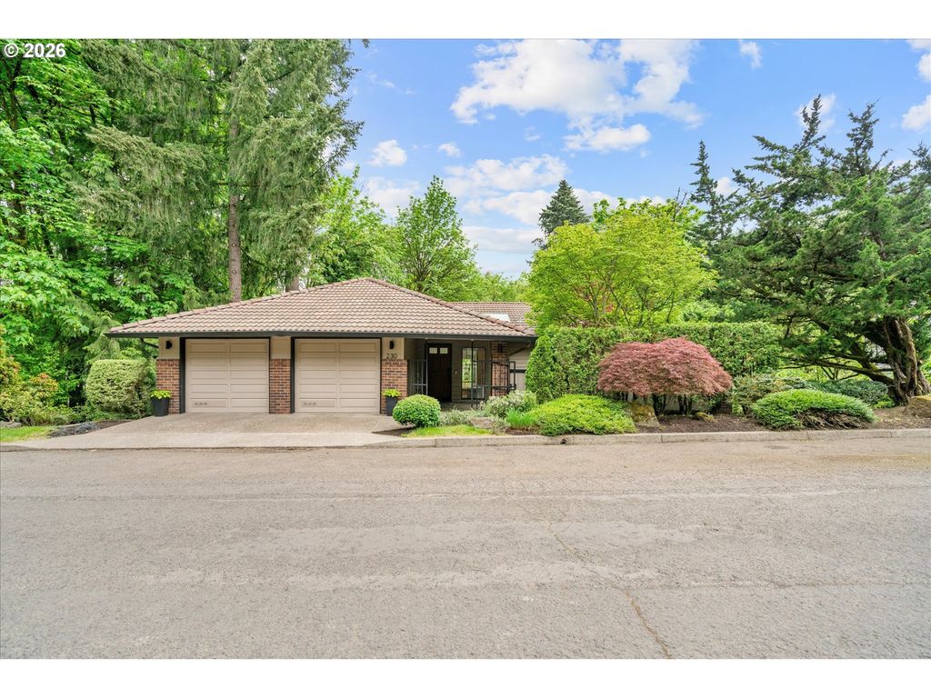 230 S CANBY St, Portland, OR 97219