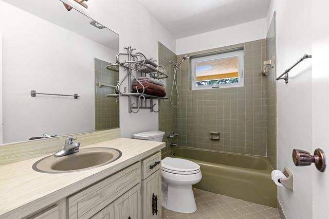 1570 SW 10th Street, Boca Raton, FL 33486