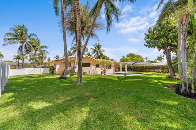 1570 SW 10th Street, Boca Raton, FL 33486