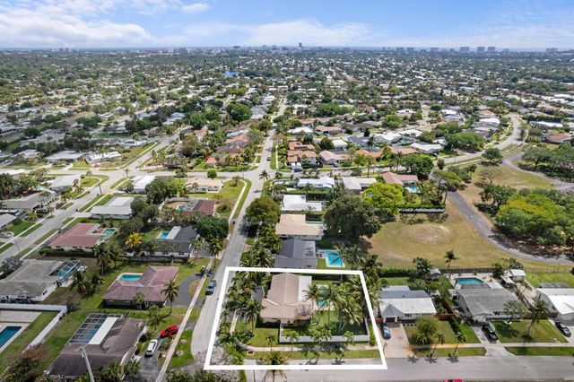1570 SW 10th Street, Boca Raton, FL 33486