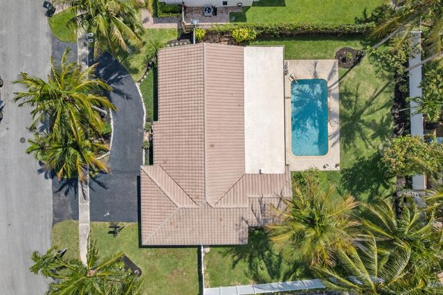 1570 SW 10th Street, Boca Raton, FL 33486