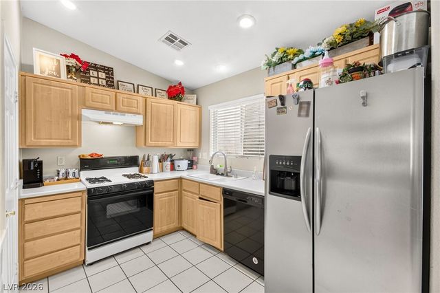 832 Binbrook Drive, Henderson, NV 89052