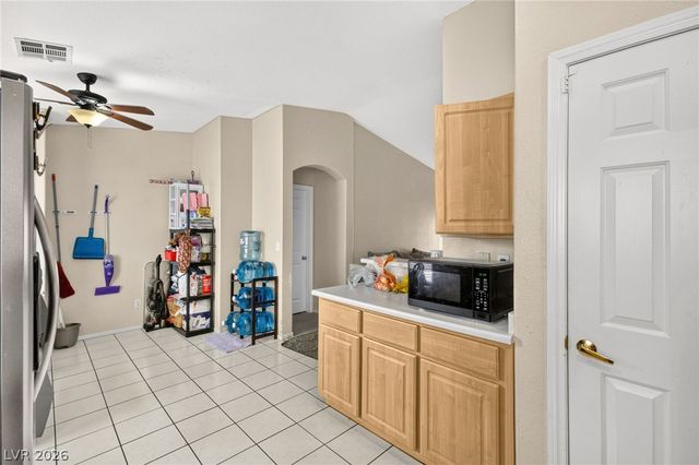 832 Binbrook Drive, Henderson, NV 89052