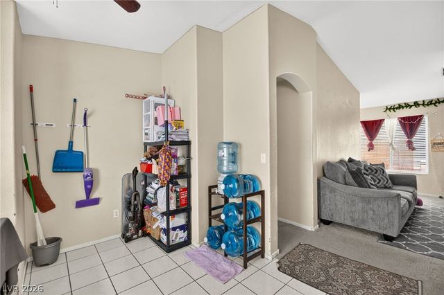 832 Binbrook Drive, Henderson, NV 89052