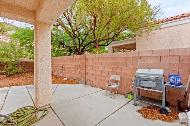 832 Binbrook Drive, Henderson, NV 89052