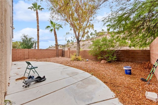 832 Binbrook Drive, Henderson, NV 89052