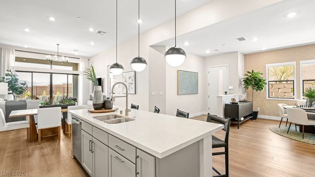 1985 Harmony Gardens Street, Las Vegas, NV 89138
