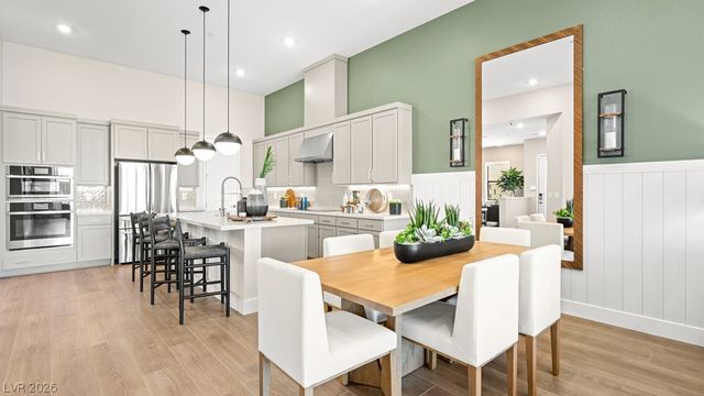 1985 Harmony Gardens Street, Las Vegas, NV 89138