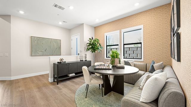 1985 Harmony Gardens Street, Las Vegas, NV 89138