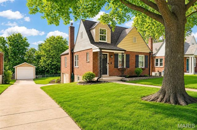 2233 Brown Road, Overland, MO 63114