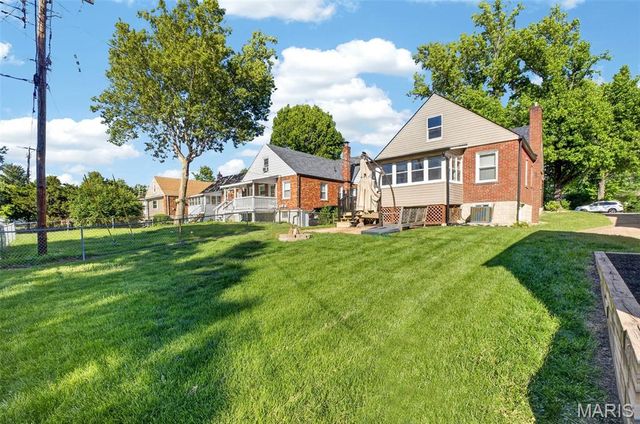 2233 Brown Road, Overland, MO 63114