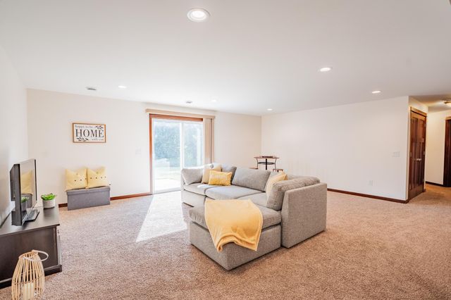 217 Monte Carlo Drive, Eau Claire, WI 54703
