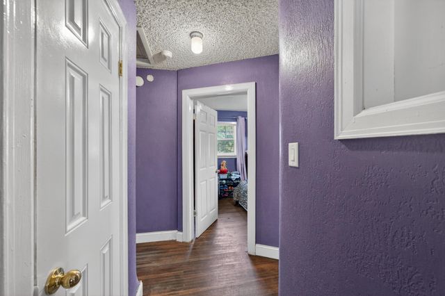 2135 S Washington, Wichita, KS 67211