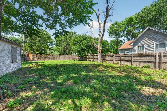 2135 S Washington, Wichita, KS 67211