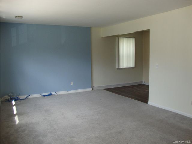 276 Temple Hill Road 2215, New Windsor, NY 12553