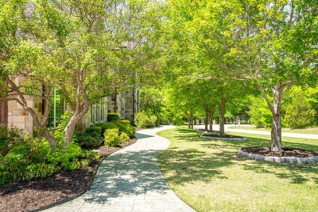 5412 Oakfield Drive, Mckinney, TX 75071