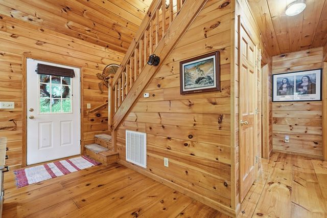 105 Blackberry Falls Court, Ellijay, GA 30536