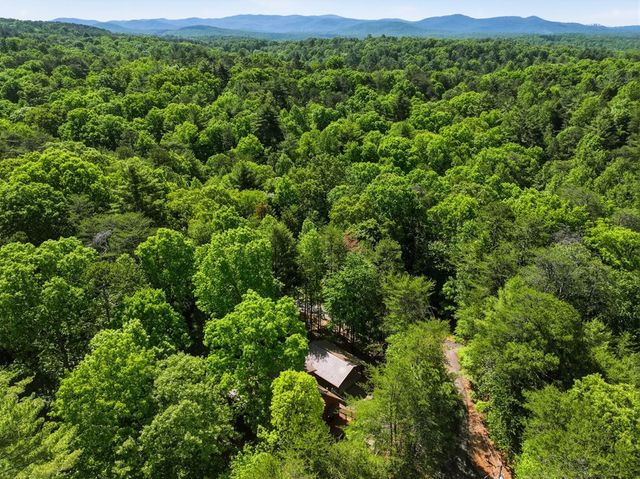 105 Blackberry Falls Court, Ellijay, GA 30536