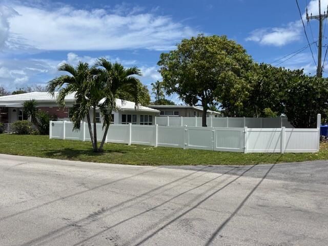 1107 S 15th Avenue, Hollywood, FL 33020