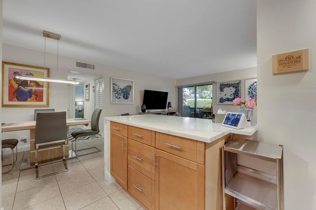 15484 Lakes Of Delray Boulevard 103, Delray Beach, FL 33484