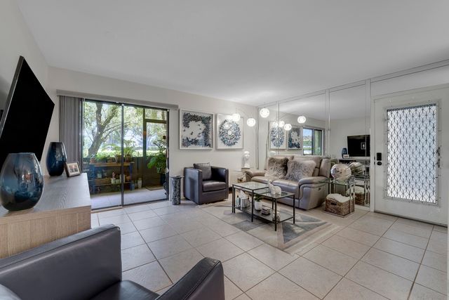 15484 Lakes Of Delray Boulevard 103, Delray Beach, FL 33484