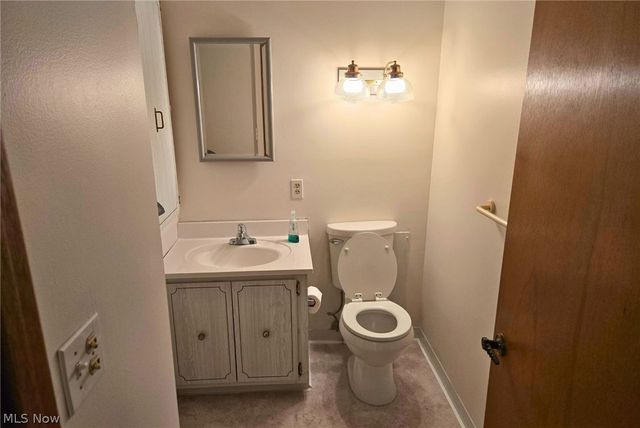 4849 Grace Road, North Olmsted, OH 44070