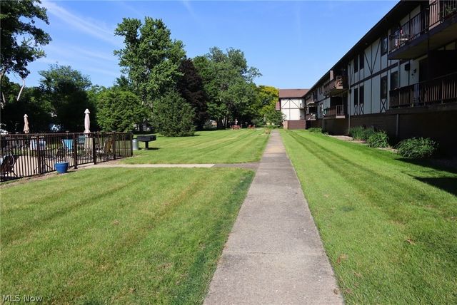 4849 Grace Road, North Olmsted, OH 44070