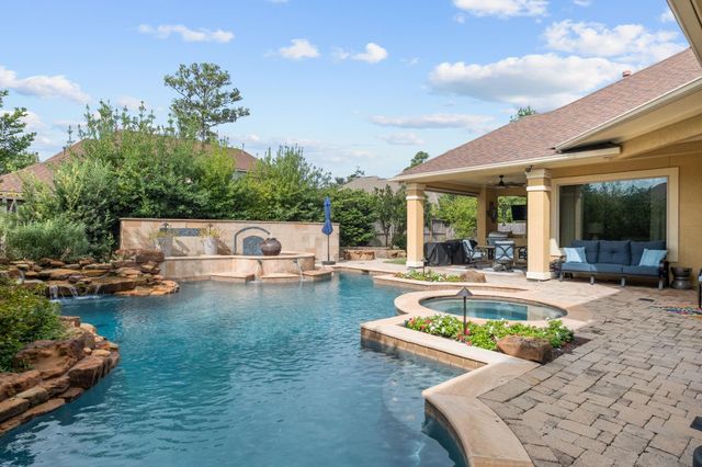 7810 Sunset Falls Court, Spring, TX 77379