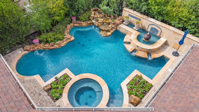 7810 Sunset Falls Court, Spring, TX 77379