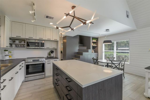 1420 Camilla Lake Road, Coldspring, TX 77331