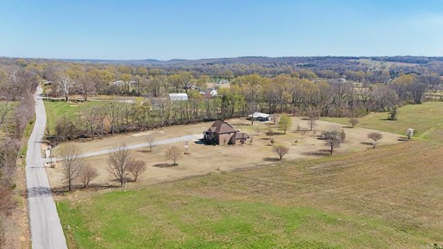 1200 rounds Road, Batesville, AR 72501