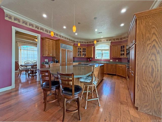 1200 rounds Road, Batesville, AR 72501