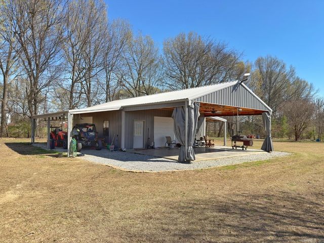 1200 rounds Road, Batesville, AR 72501