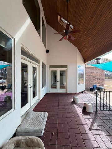 1200 rounds Road, Batesville, AR 72501