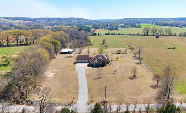 1200 rounds Road, Batesville, AR 72501