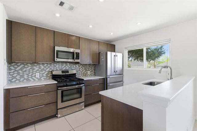 6005 Thames DR, Austin, TX 78723