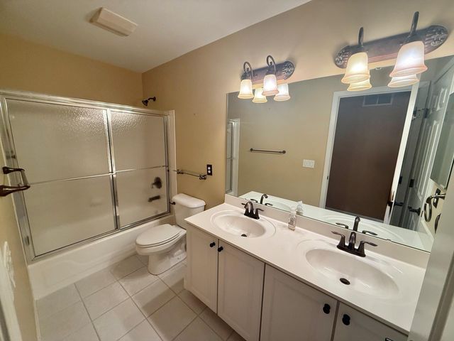 760 Count Fleet Drive, Union, KY 41091