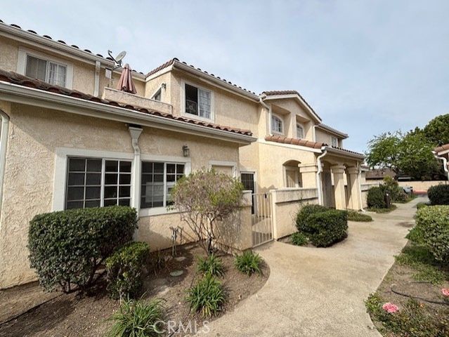 2160 Blackberry Circle, Oxnard, CA 93036